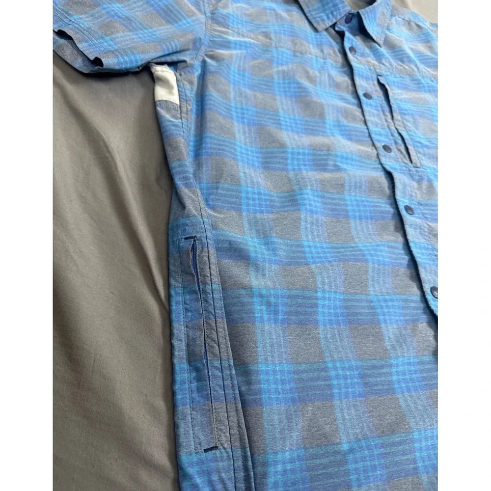 Stio Hagen Trail Shirt Mens‎ Medium Blue Plaid S/S Snap Button UPF 50 Vented